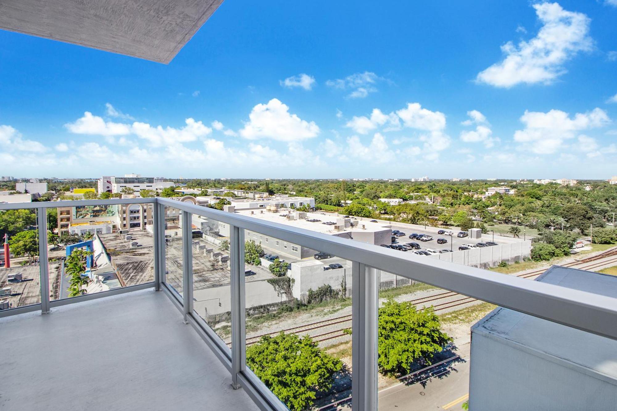 Quadro Residences By Ionica Miami Exterior photo